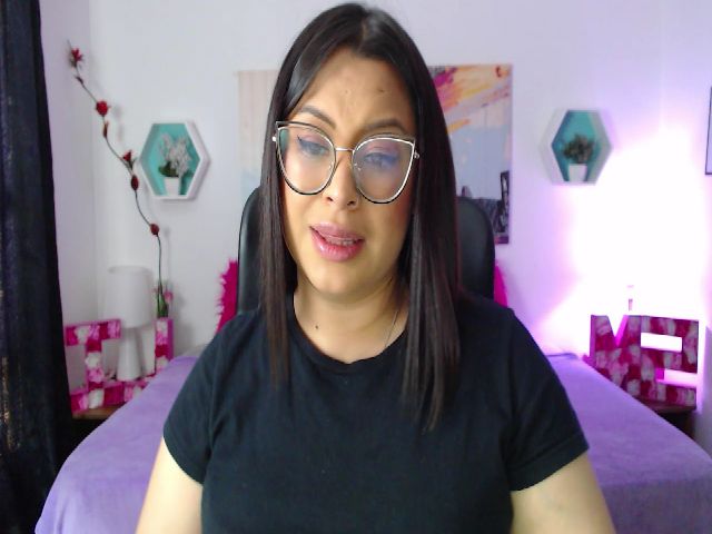 Live sex webcam photo for Sexualmilena #271172421