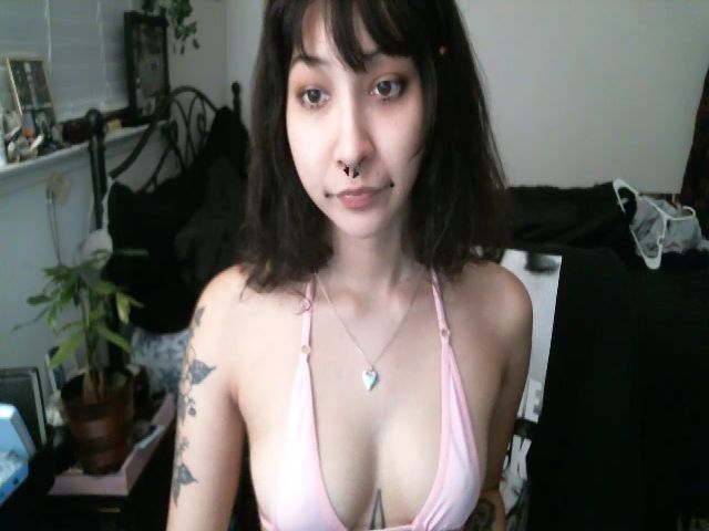 Live sex webcam photo for hazy666 #271160965