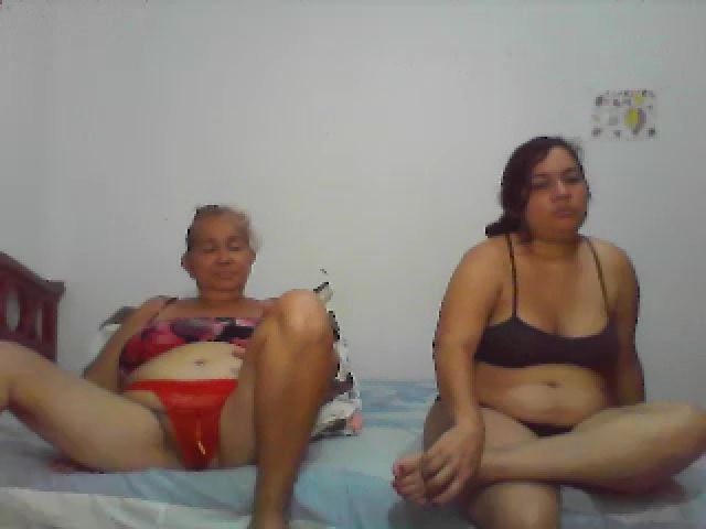 Live sex webcam photo for girlbigass175 #271168692