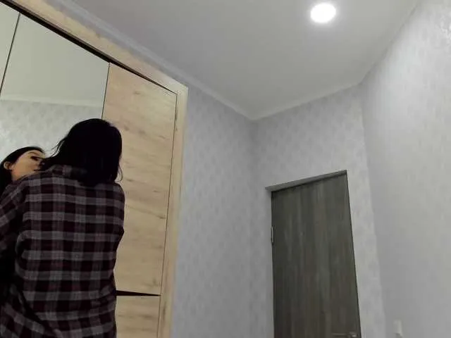 Live sex webcam photo for autumn-frost #271166225