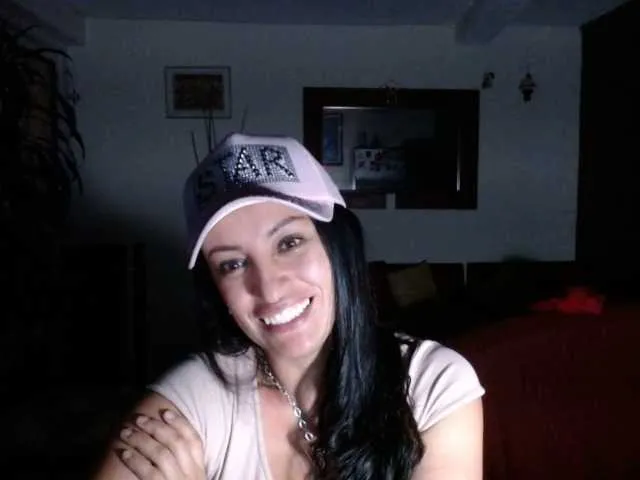 Live sex webcam photo for lunaws11 #271162580