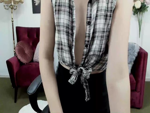 Live sex webcam photo for Adisonn4you #271163518