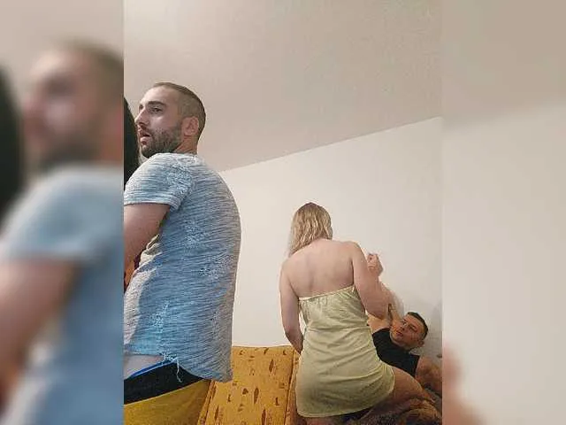 Live sex webcam photo for coupleforyouu #271170197