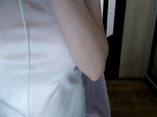 Live sex webcam photo for hotmolly99 #271161461