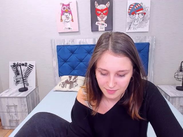 Live sex webcam photo for AudreyPink #271167883