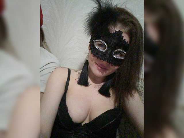 Live sex webcam photo for Molly-sex #271170058