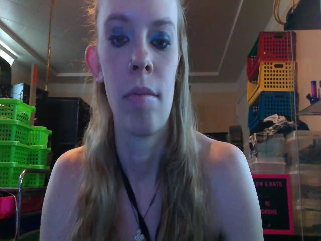 Live sex webcam photo for PrincessV7 #271173579