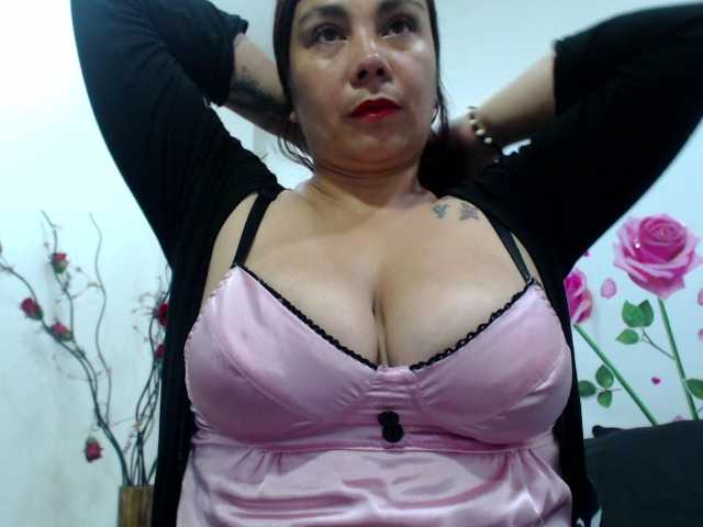 Live sex webcam photo for KattaHorny #271184134