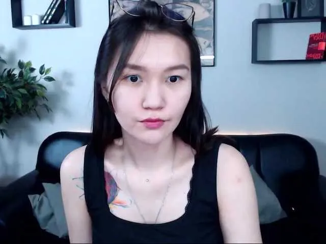Live sex webcam photo for Kelly-Leen #271175661