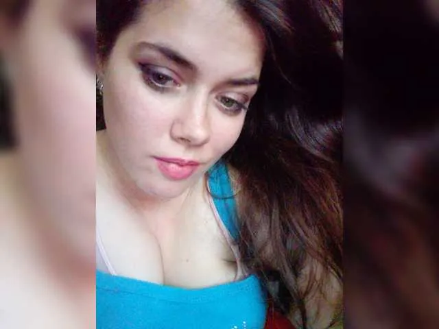Live sex webcam photo for TaraRid #271183697