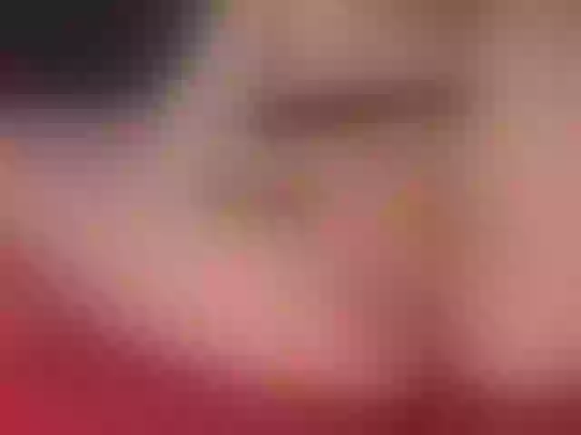 Live sex webcam photo for juliesquirts #271180956