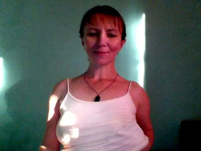 Live sex webcam photo for Oksina #271183985