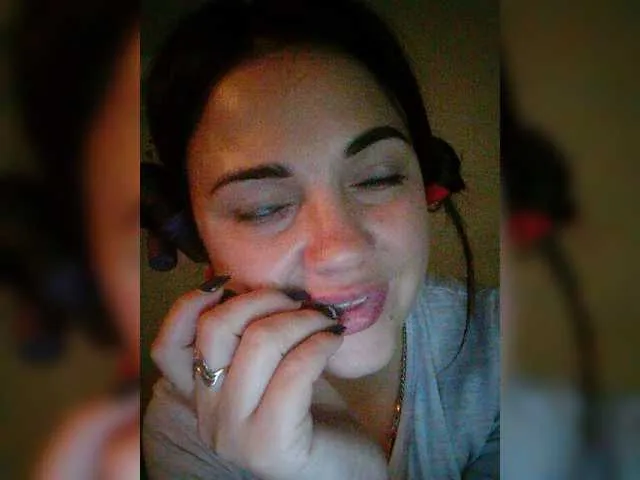 Live sex webcam photo for NataliHeart #271175599