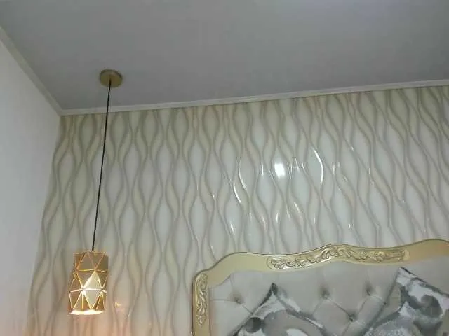 Live sex webcam photo for NiaCollins #271176792