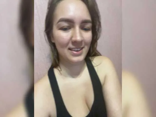 Live sex webcam photo for -stripperela- #271174997