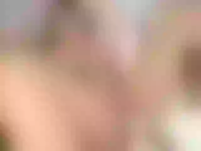 Live sex webcam photo for Sweettpepper #271179915