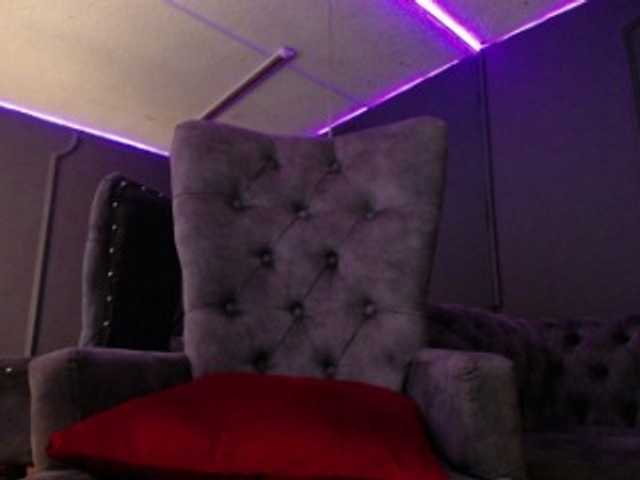 Live sex webcam photo for Cheerryll #287995702