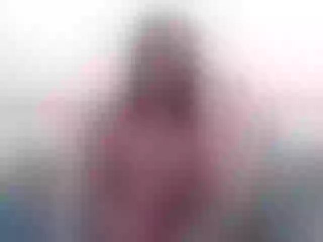 Live sex webcam photo for Louise-red #271180505