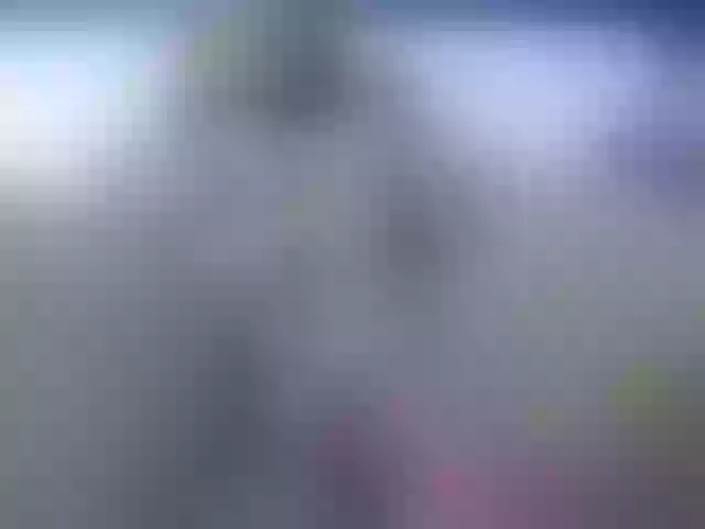Live sex webcam photo for LunaHot01 #271180572