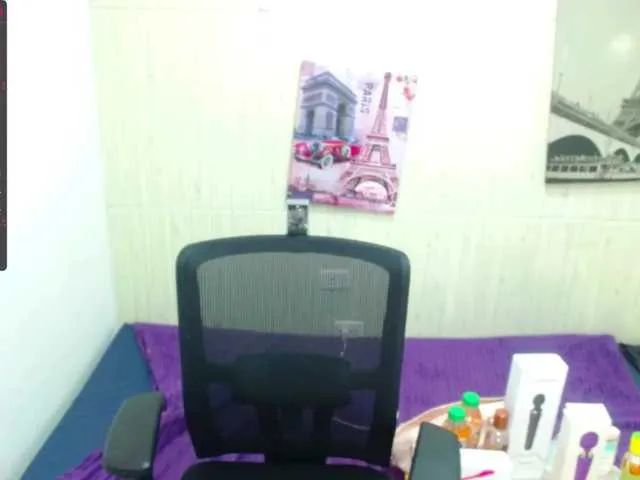 Live sex webcam photo for deviblack #271180305