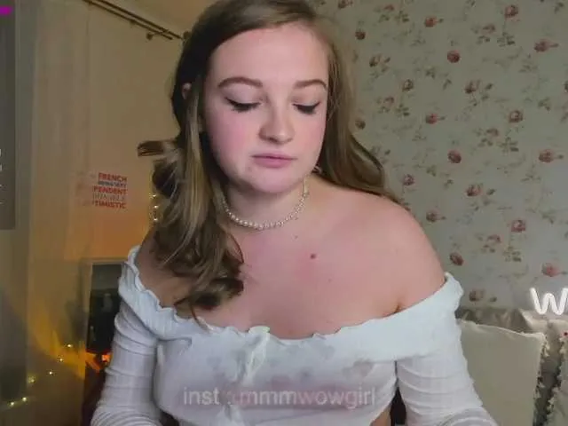 Live sex webcam photo for IamLovenda #271175090