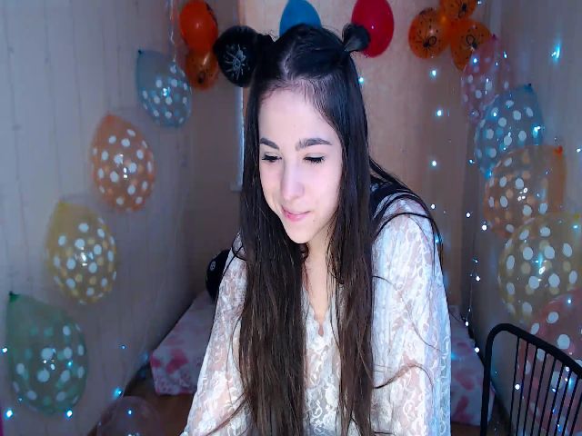 Live sex webcam photo for kitty_devil #271178466