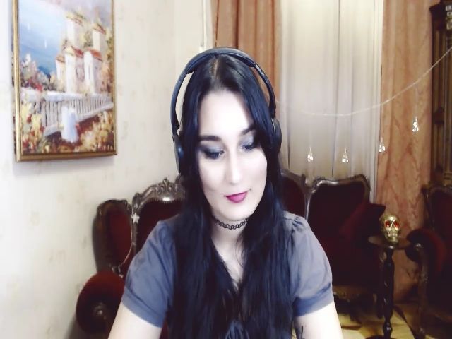 Live sex webcam photo for GraceLuv #271187009