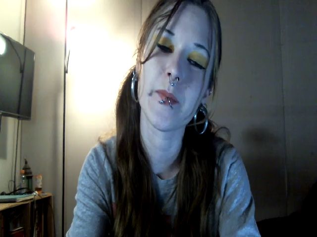 Live sex webcam photo for LumberJane #271191963
