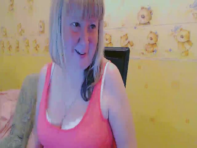 Live sex webcam photo for Christine31 #271185803