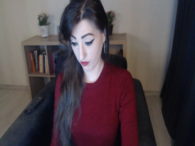 Live sex webcam photo for HotRebbecca #271178017