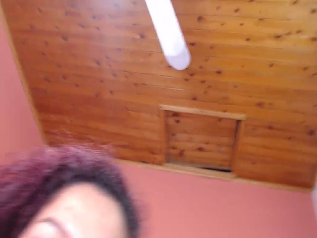 Live sex webcam photo for Victoria_flr #271192234