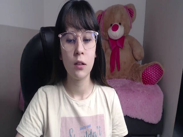 Live sex webcam photo for Paulette655 #271192061
