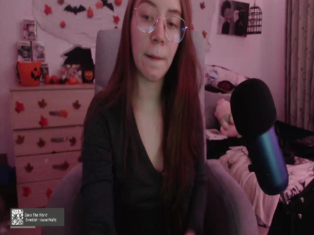 Live sex webcam photo for Arlin_Crow #271178421