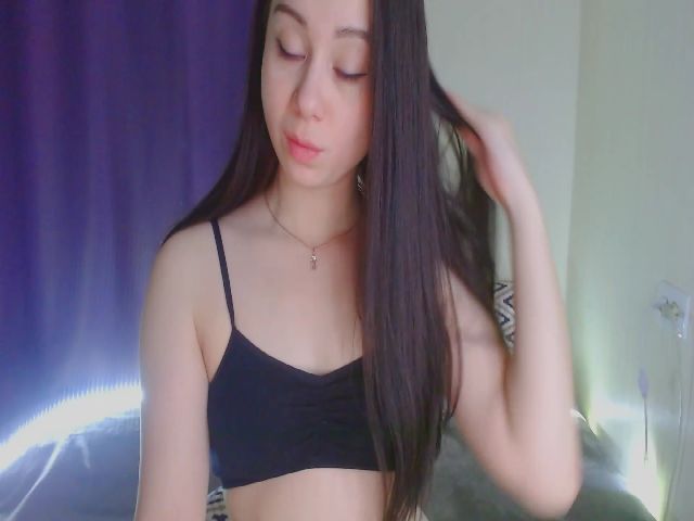 Live sex webcam photo for AmandaBrown #271179330