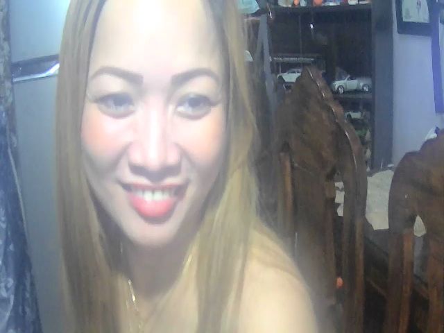 Live sex webcam photo for Annie_19 #271182400