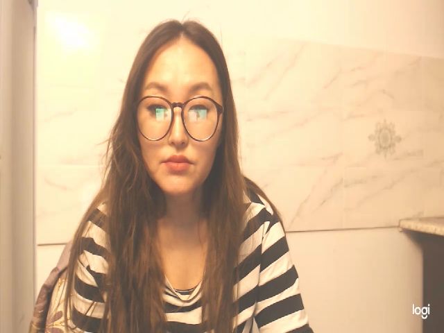 Live sex webcam photo for HrnyTeacher #271192441