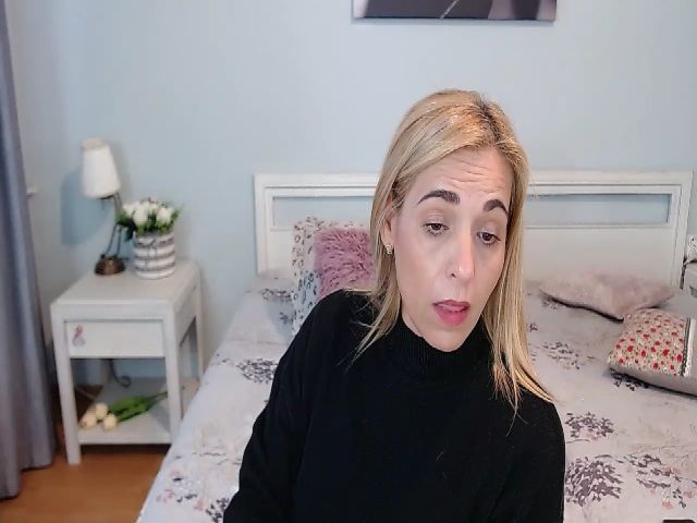 Live sex webcam photo for Layla2022 #271181736