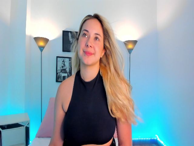 Live sex webcam photo for julietaharris #271185904