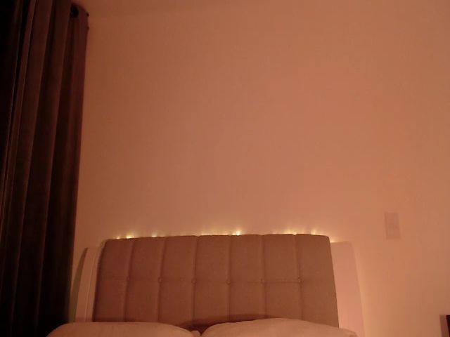 Live sex webcam photo for DanielaSweet_ #271182587