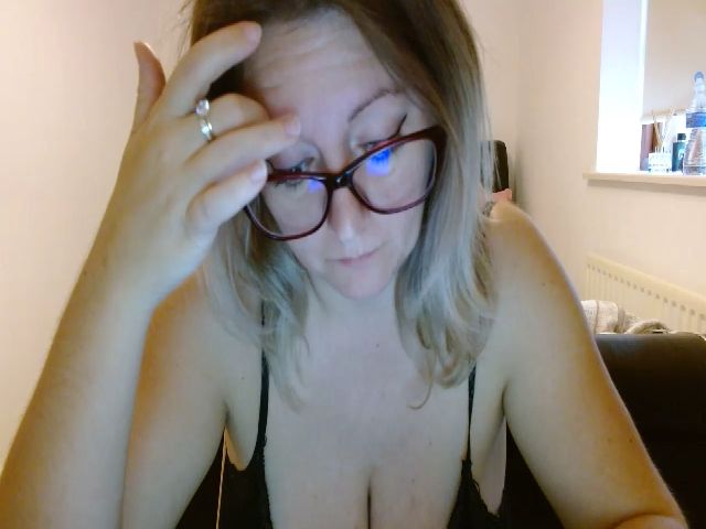 Live sex webcam photo for ExotikBabe #271185104