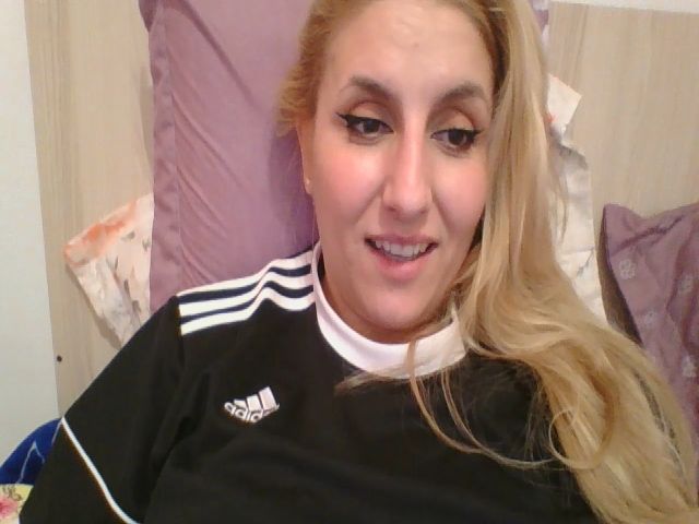 Live sex webcam photo for squirtvicky #271186267