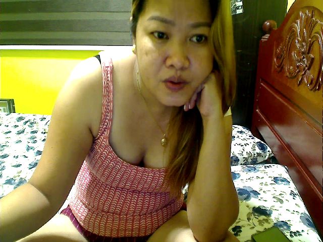 Live sex webcam photo for LiL_Spermaid #271177217