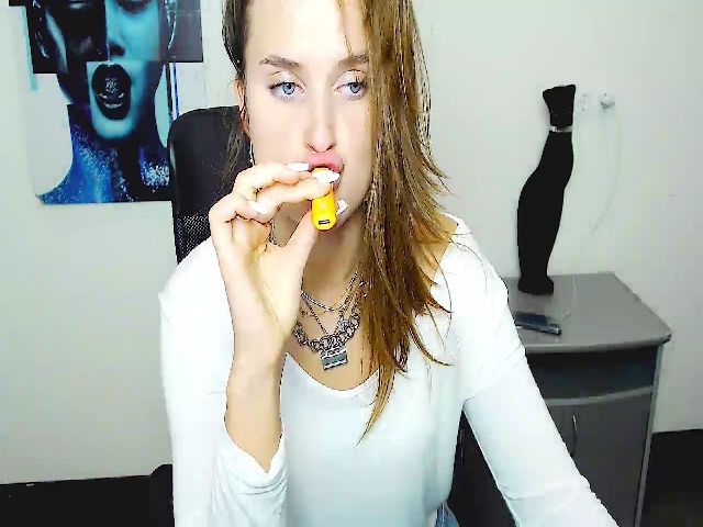 Live sex webcam photo for Felliciya #271186958