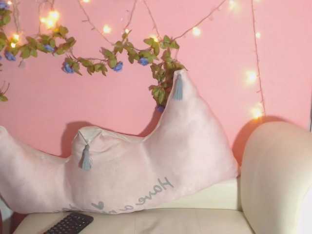 Live sex webcam photo for AliceJhons #271184070