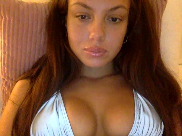 Live sex webcam photo for lilslutchloe #271177658