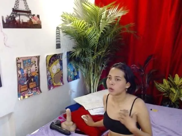 Live sex webcam photo for kattia2021 #271189478