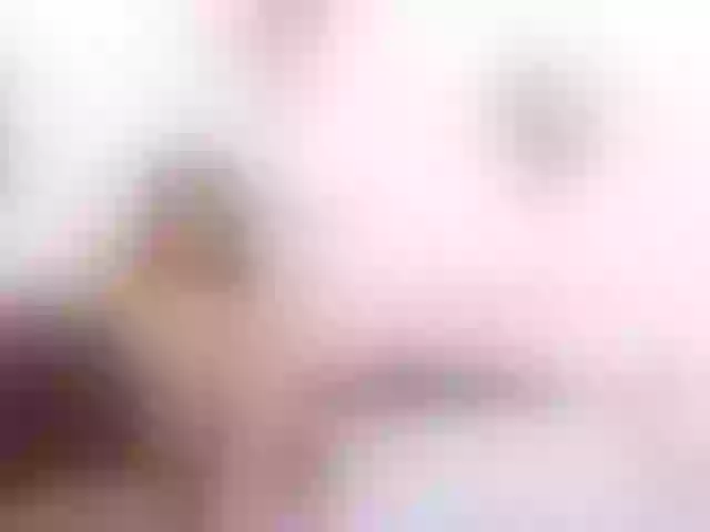 Live sex webcam photo for Candyy-Fox #271183579