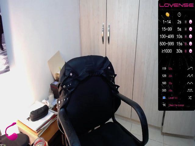 Live sex webcam photo for Kata_lehia #271185501