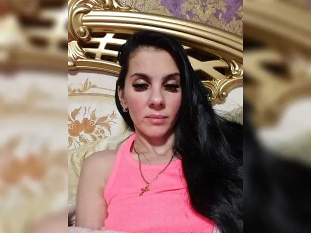 Live sex webcam photo for LadyButerfly #271188134