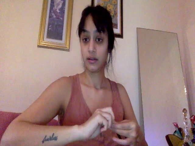 Live sex webcam photo for SweetNessa1 #271186941